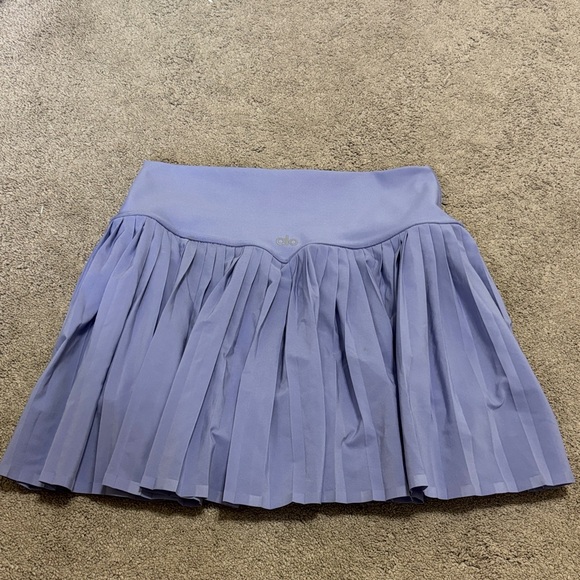 ALO Yoga Lavender Pleated Mini Skirt - Picture 2 of 4